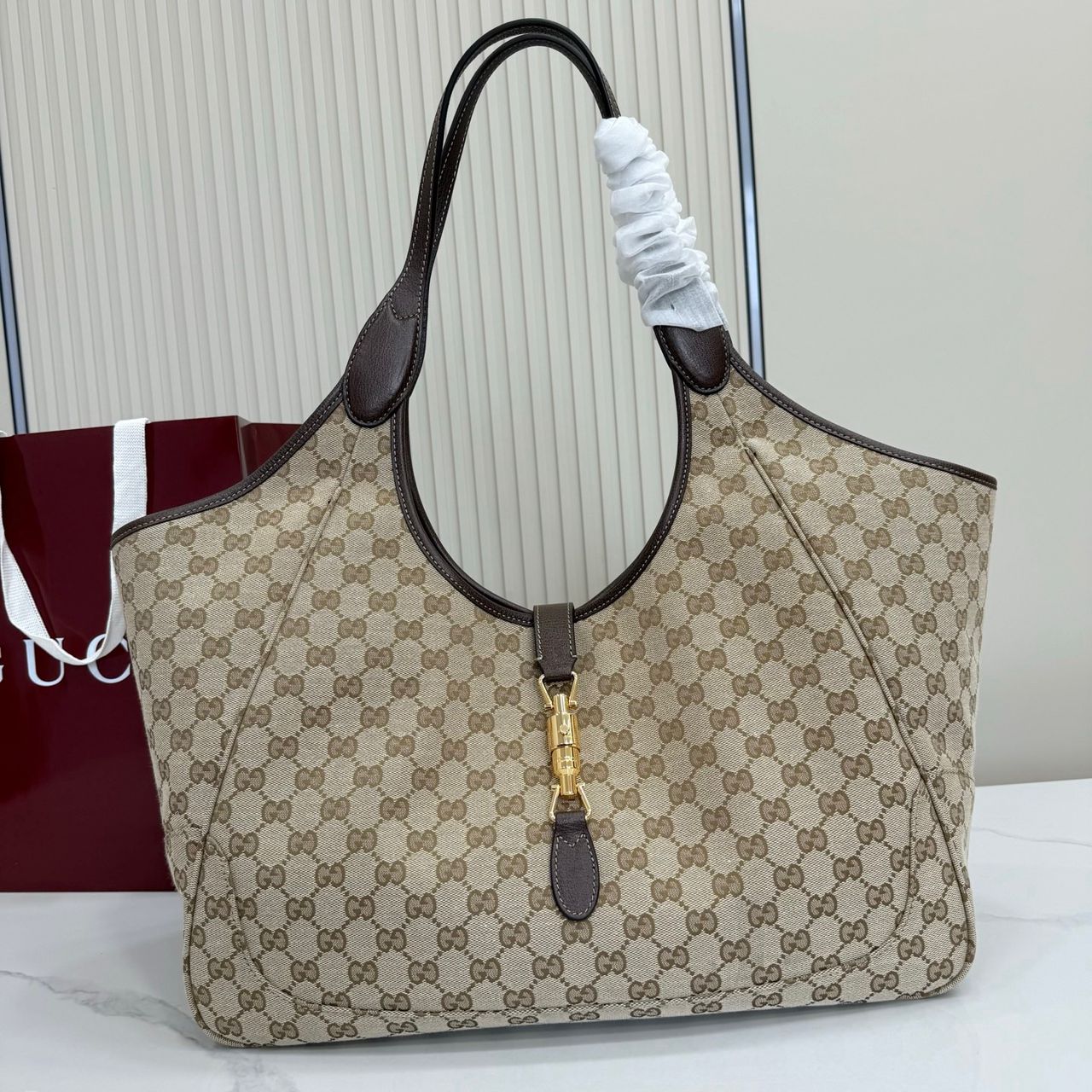 Gucci Jackie Tote Bag Beige Ebony .