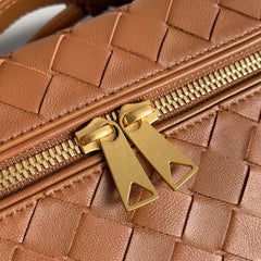 Bottega Veneta Intrecciato Vanity Case Leather Bag Caramel .