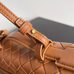 Bottega Veneta Intrecciato Vanity Case Leather Bag Caramel .