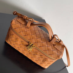 Bottega Veneta Intrecciato Vanity Case Leather Bag Caramel .