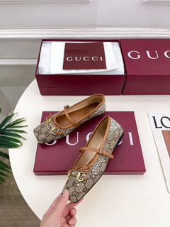 Sapatilha Gucci Horsebit Ballet Flat GG com Cristais BegeEbony .