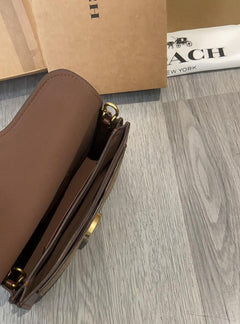 Coach Tabby Chain Crossbody 19 Signature Canvas Tan/Rust .
