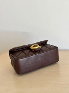 Coach Tabby 26 Matelassê  Brown Ferragens Douradas.