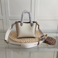 Coach Willow Tote 24 Pebble Leather Beje Ferragens Douradas