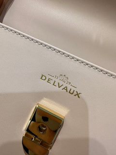 Delvaux Tempête MM Light pink Ferragens Douradas