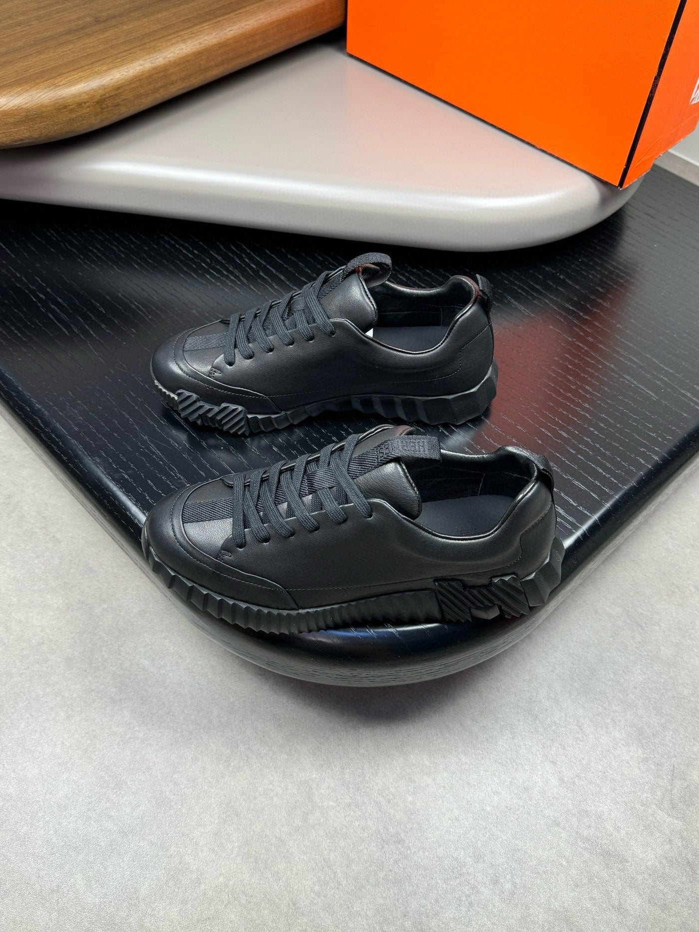 Hermès Bouncing Sneaker Black.