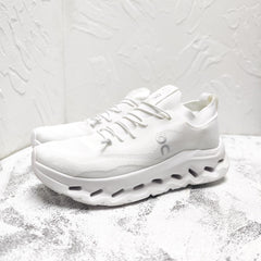 LOEWE x On Cloudtilt White