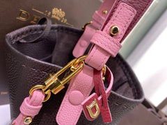 Delvaux Pin Mini Bucket Black / Pink