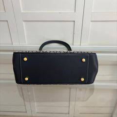 Coach Asher Shoulder Bag em Signature Canvas Grafite
