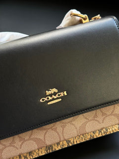 Coach Mini Klare Crossbody Bag Taupe Snake Com Preto Ferragens Douradas