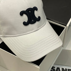 Boné Celine White Black