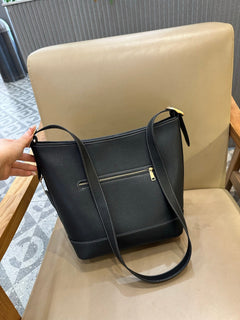 Coach Jude Duffle Bag em Signature Canvas Black Ferragens Douradas