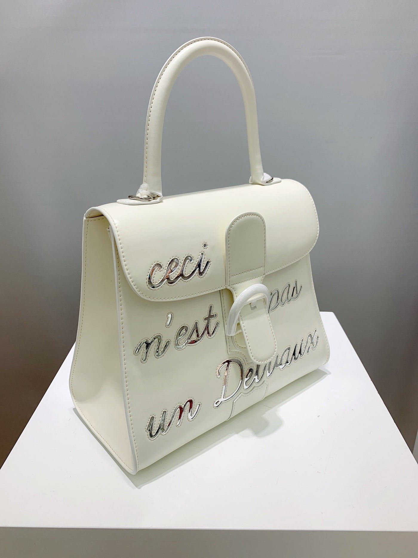 Delvaux Brillant L'Humour Lettering White / Silver