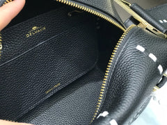 Delvaux Cool Box Black Costura Contrastante