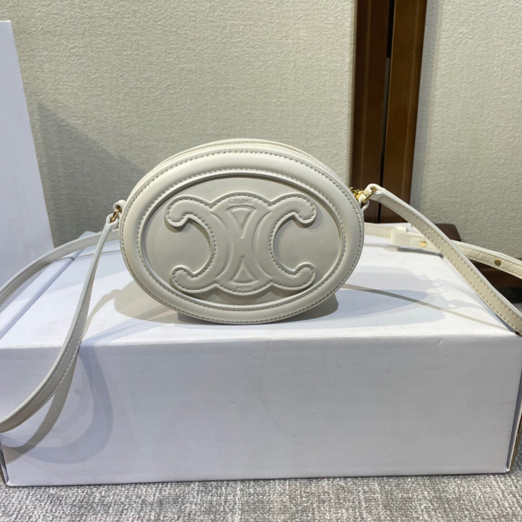 Celine Cuir Triomphe