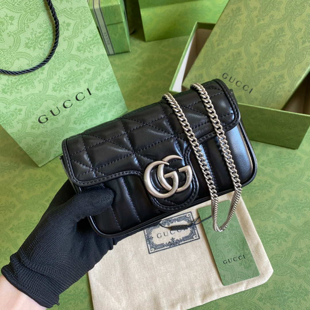 Gucci GG Marmont Matelasse Super Mini Bag Black.